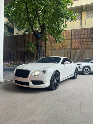 Bentley continental GT 2013