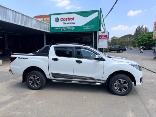 Bt50 2021 thunder full option