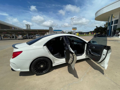Car for rent at Sihanoukville and Phnom Penh