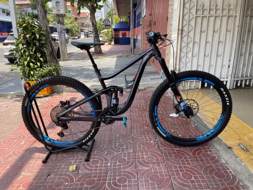 Giant Reign 29 1 | Rower enduro 29 | FOX 38 |