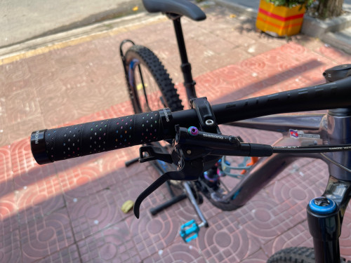 Giant Reign 29 1 | Rower enduro 29 | FOX 38 |