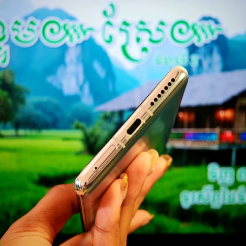 HUAWEI Mate 40 Pro (វ៉ៃដូរបាន)មានធានាច្បាស់លាស់ត្រឹមត្រូវ