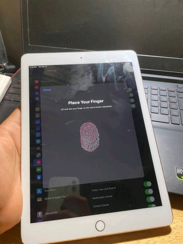 ipad pro 9.7' 2016 32G sim/wifi (sold out ✅)