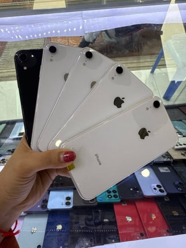 IPhone XR 99.99%