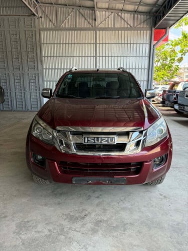 ISUZU D-MAX 2013 មួយទឹកស្លាកលេខ 4444
