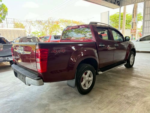 ISUZU D-MAX 2013 មួយទឹកស្លាកលេខ 4444