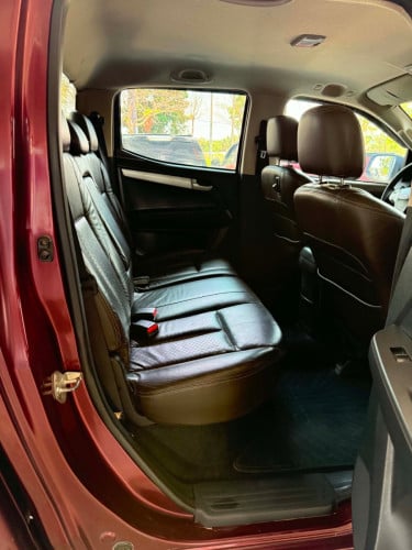 ISUZU D-MAX 2013 មួយទឹកស្លាកលេខ 4444