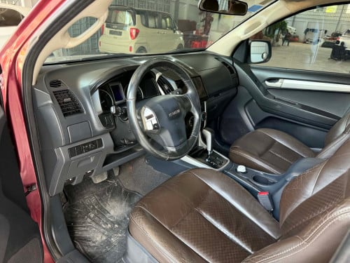 ISUZU D-MAX 2013 មួយទឹកស្លាកលេខ 4444