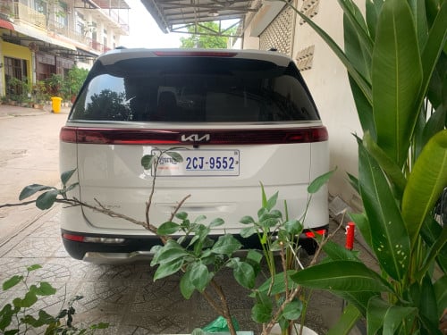 Kia Grand carnival លក់បន្ទាន់ម្ចាស់ប្រញាប់ទៅក្រៅប្រទេស