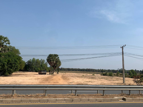 Land for Sale in Kompong Chhnang, National road #5
