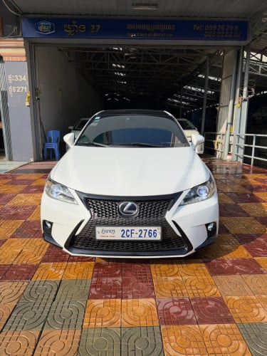 Lexus CT 200h F-sport Full option អាគុយតែមបី 2020 ឡានម្ចាស់ឃ្លាំងផ្ទាល់