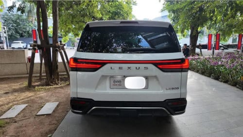 Lexus LX600 2022 F-Sport Full option