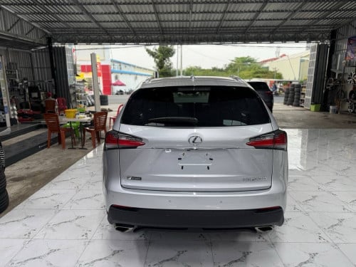 Lexus NX200T 2016 F-Spot