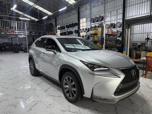 Lexus NX200T 2016 F-Spot