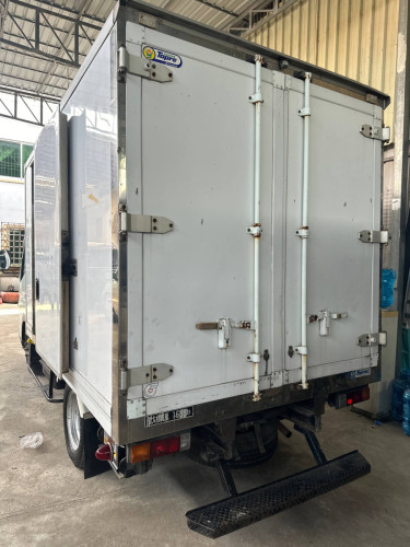 MITSUBISHI Canter 1.5 ton ក្រដាស់ពន្ធ