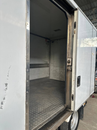 MITSUBISHI Canter 1.5 ton ក្រដាស់ពន្ធ