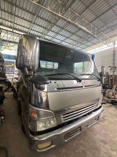 MITSUBISHI Truck 3តោន ក្រដាស់ពន្ធ
