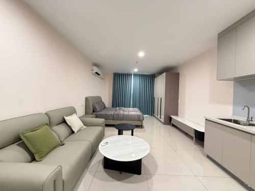 Modern big studio near Chip Mong mall 271