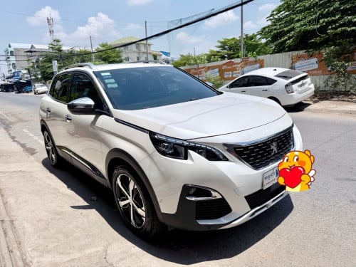 Peugeot 3008  ឆ្នាំ 2021 ម្ចាស់ដេីម