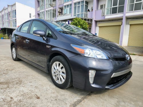 Prius 014 Plug-In Opt3លក់015688909