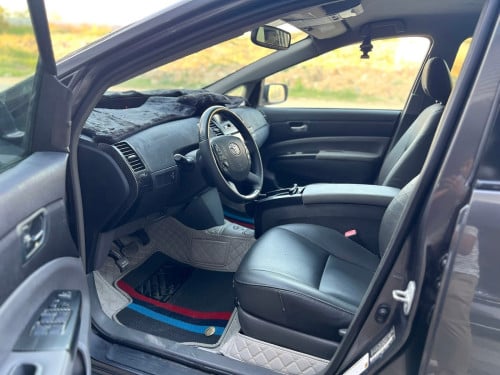 Prius ប្រផេះ 2007 Full no map ពូកស្បែក ឡានកាលី