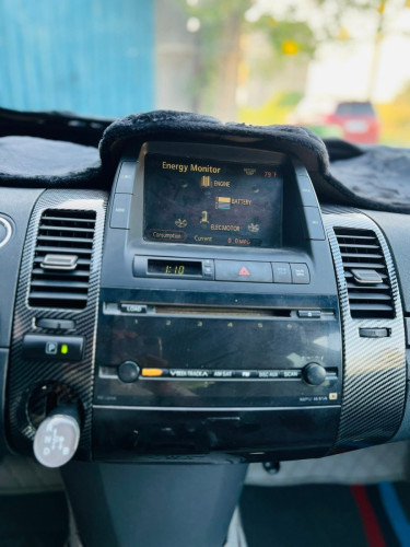Prius ប្រផេះ 2007 Full no map ពូកស្បែក ឡានកាលី