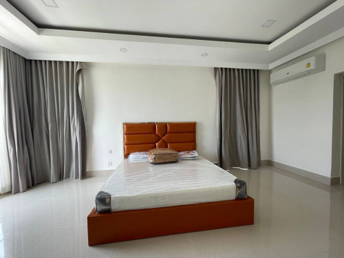 Queen Villa For Rent (The Star Diamond) Peng Hout 60m,