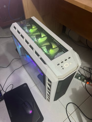 Sell desktop 98% very good condition