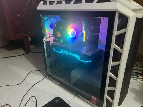 Sell desktop 98% very good condition