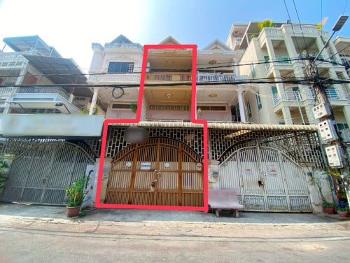 Shophouse for Rent at BBk3, Perfect in business.