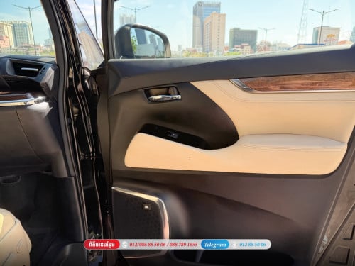 Toyota Alphard Excutive lounge 2015