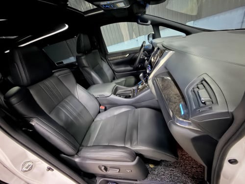 Toyota Alphard 2022 Executive Lounge V4 Hybrid Full (ខ្លាញ់គោ ធ្វេងហ្សីន)