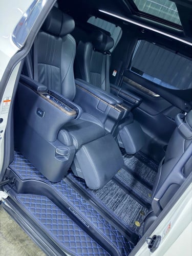 Toyota Alphard 2022 Executive Lounge V4 Hybrid Full (ខ្លាញ់គោ ធ្វេងហ្សីន)
