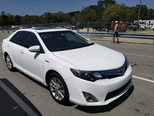 Toyota Camry Hybrid XLE 2013 Full Option