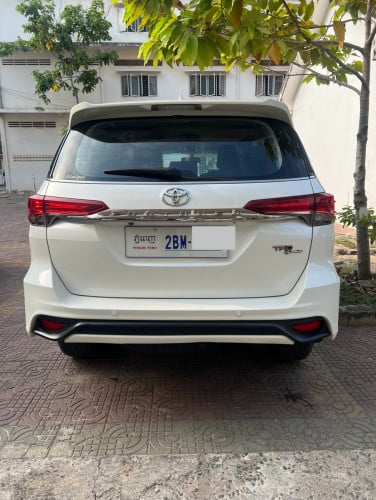 Toyota Fortuner TRD 2020