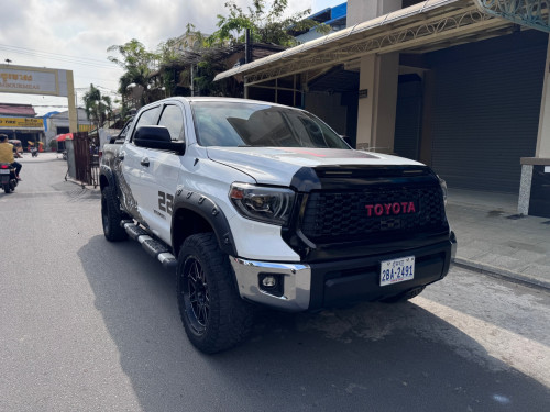 Toyota tundra 2007 UP to 2021 ប៉ុង 2 កាប់ពីតាស់