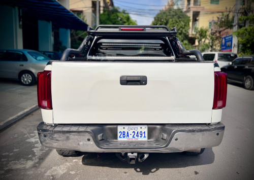 Toyota tundra 2007 UP to 2021 ប៉ុង 2 កាប់ពីតាស់