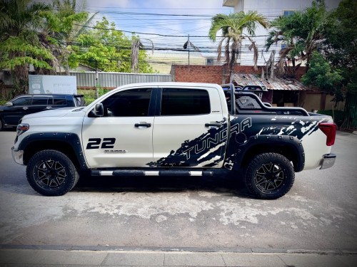 Toyota tundra 2007 UP to 2021 ប៉ុង 2 កាប់ពីតាស់