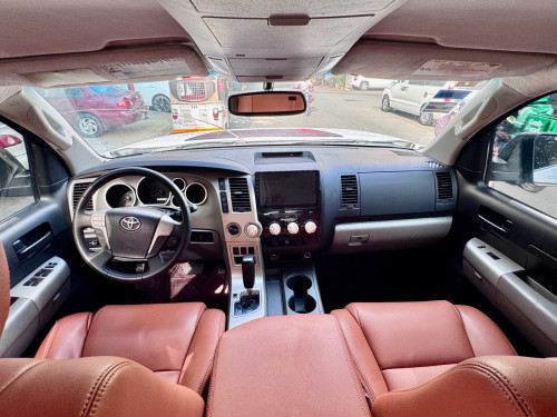 Toyota tundra 2007 UP to 2021 ប៉ុង 2 កាប់ពីតាស់