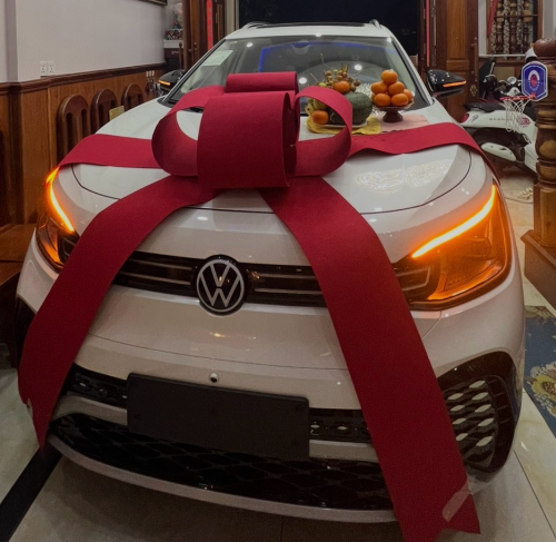 Volkswagen ID6 2024 7 កៅអី Full Option