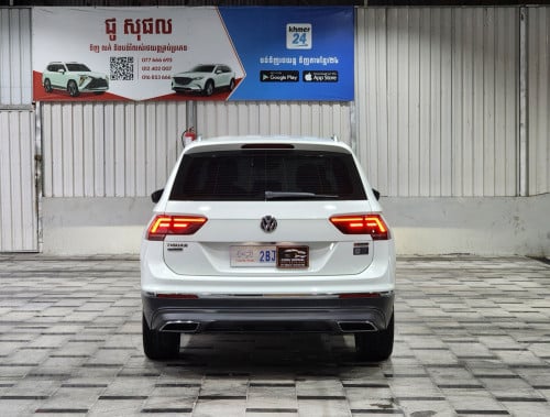 Volkswagen Tiguan 2020 ឡានក្រុមហ៊ុន