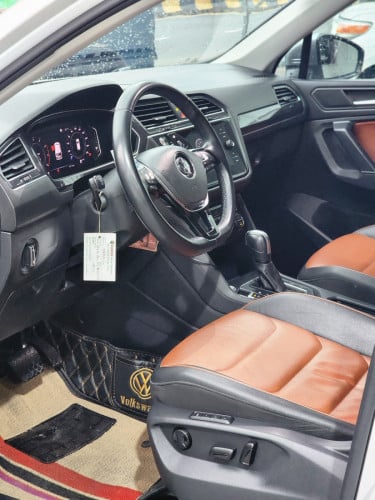 Volkswagen Tiguan 2020 ឡានក្រុមហ៊ុន