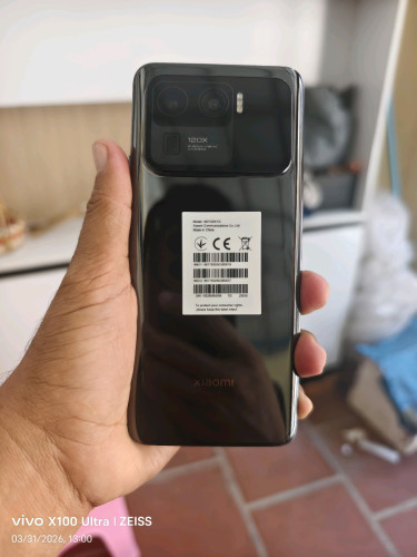 Xiaomi 11 Ultra 12g/256g Global(វៃដូរបាន)👉$265