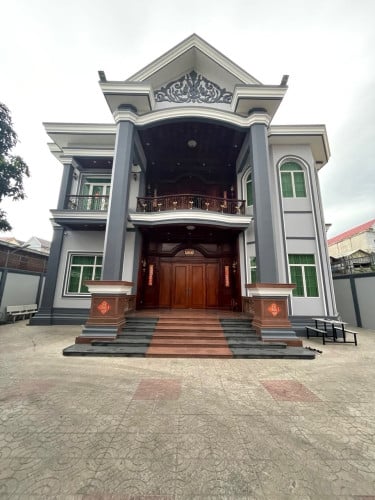 វីឡាសំរាប់ជួលនៅសែនសុខ