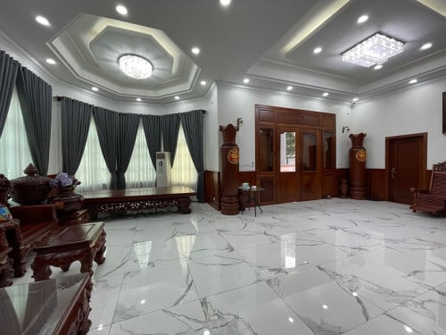 វីឡាសំរាប់ជួលនៅសែនសុខ