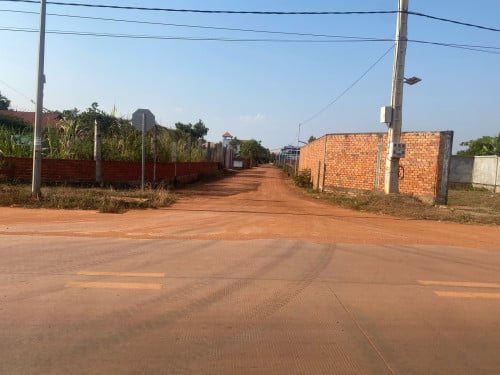 ផ្ទះលក់សម្រាប់បងប្អូនត្រូវការជិតៗក្នុងក្រុង