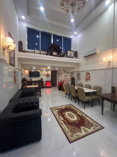 ផ្ទះលក់តំលៃធូរមិនធ្លាប់មាដោយសារម្ចាស់ត្រូវទៅរស់នៅស្រុកក្រៅ នៅចាក់អង្រែក្រោម