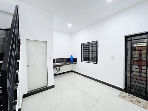 ផ្ទះល្វែងលក់តម្លៃក្រោមទីផ្សារ បញ្ចុះតម្លៃបន្ថែមទៀត