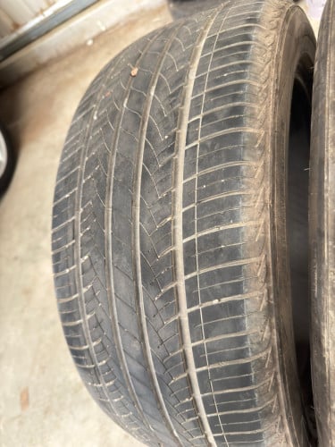 សំបក​លក់​ 235/50/18