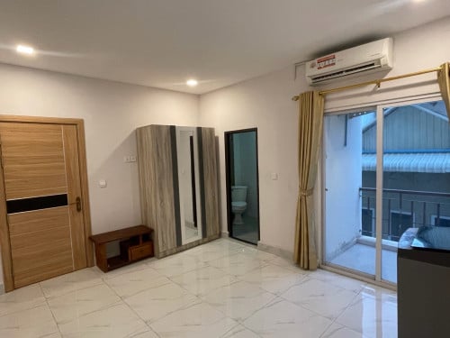 បន្ទប់ជួលក្នុងCondo (1bedroom)